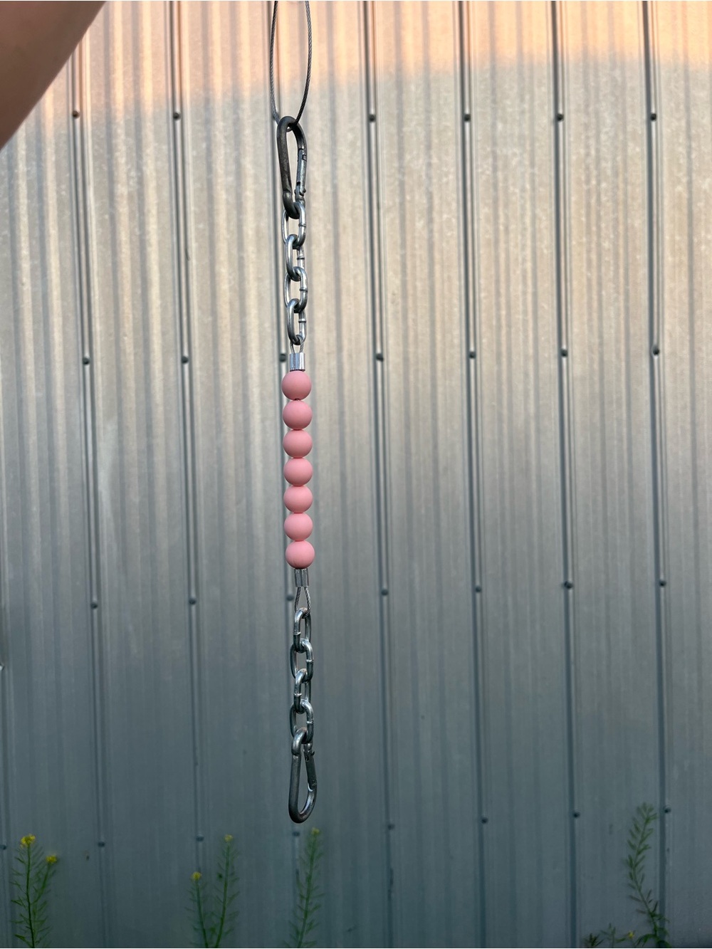 Beaded curb chains